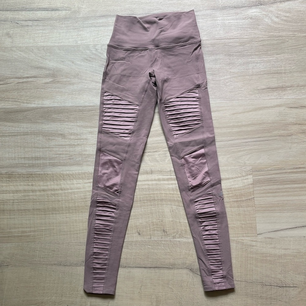 ALO Yoga leggings